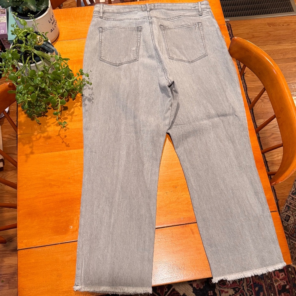 LOFT Straight Crop Jeans Gray Wash - Picture 2 of 6